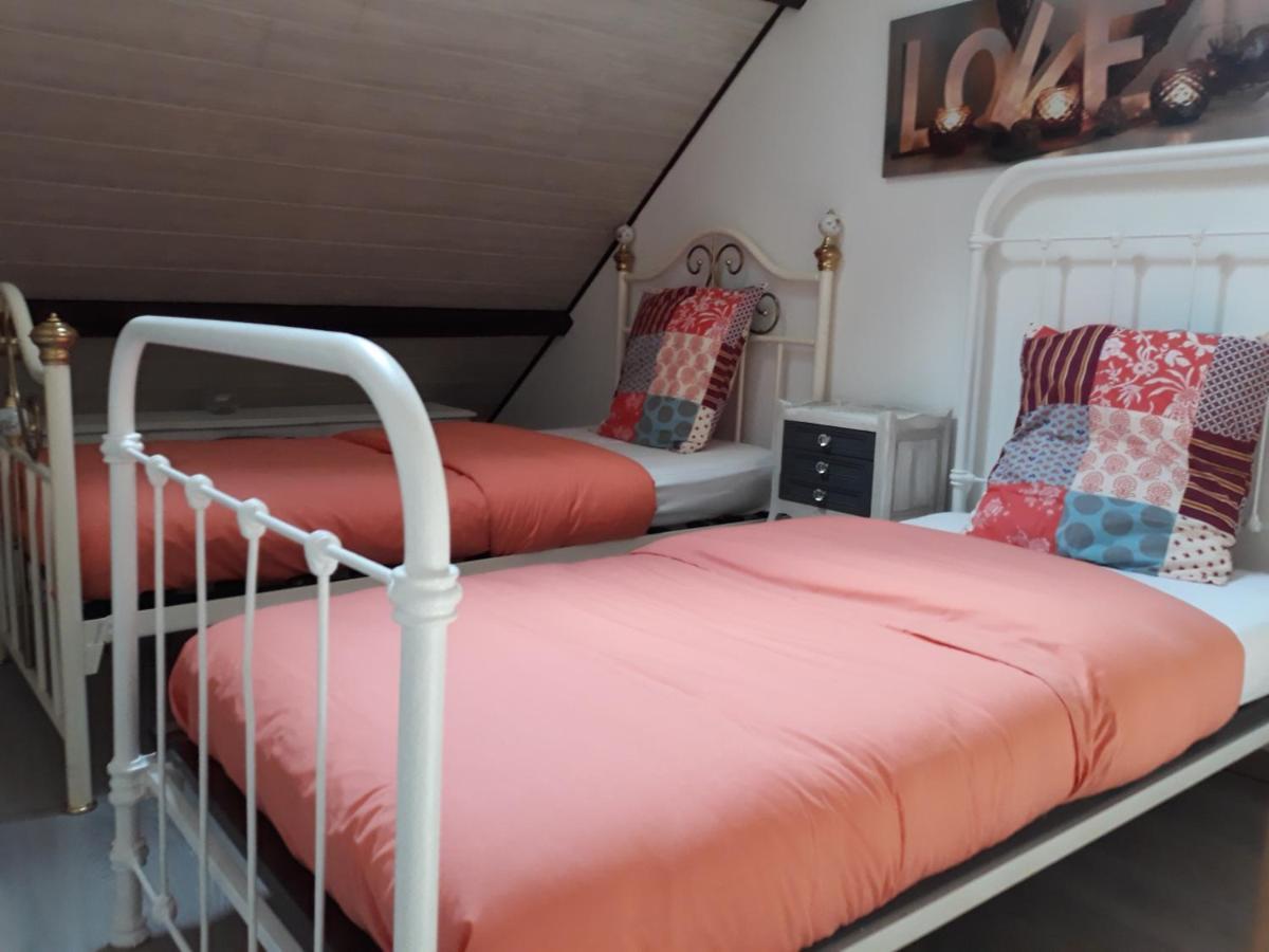 Chambres D'Hotes Elvire Et Laurent Barbey Сант-Мари-дю-Мон Екстериор снимка